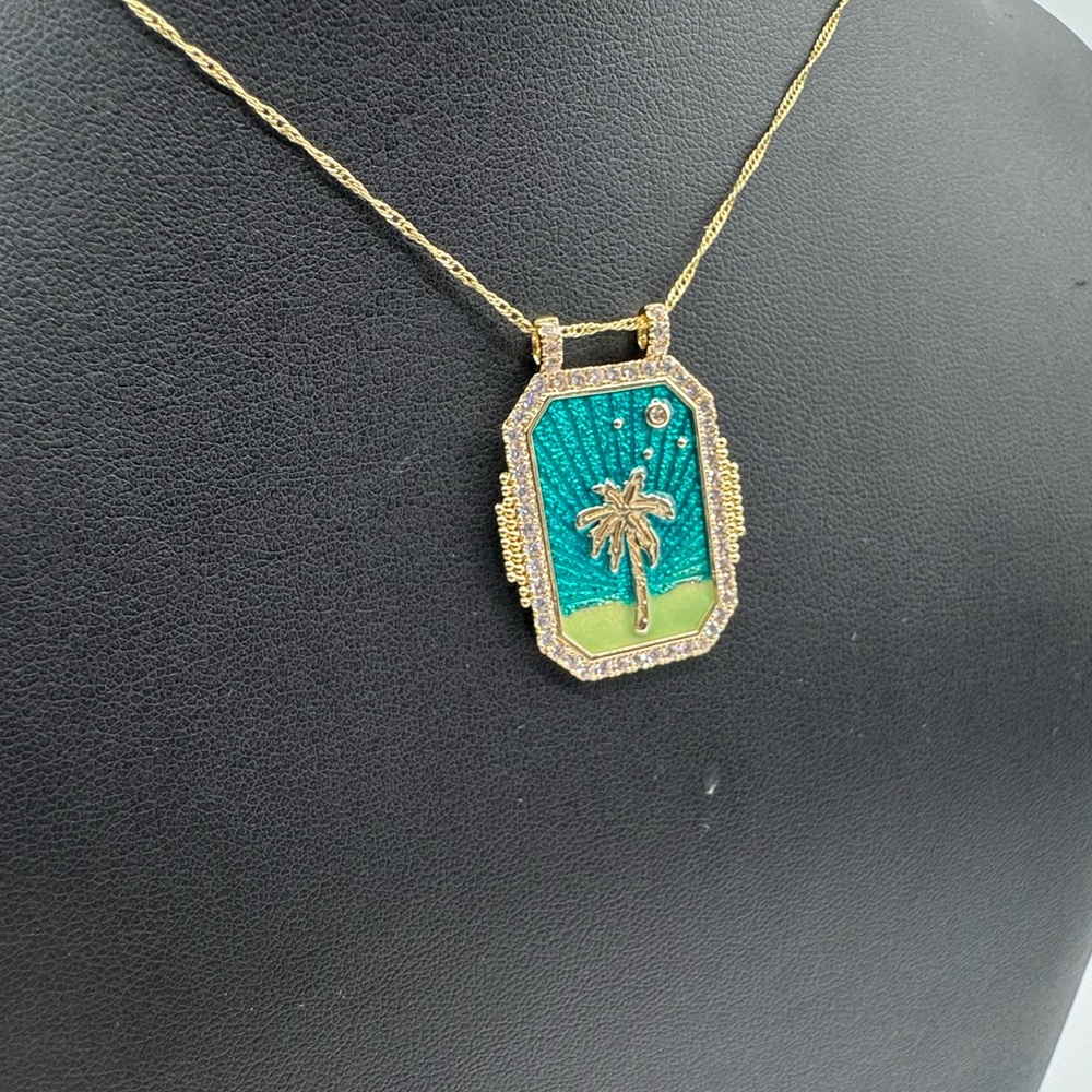 18K Palm Tree Enamel Pendant - Picture 7 of 10